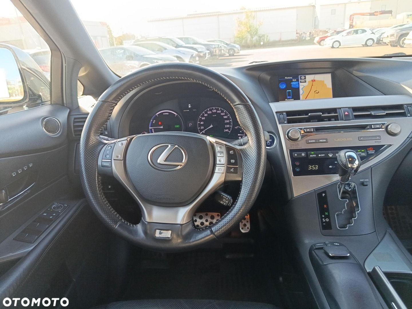 Lexus RX - 12