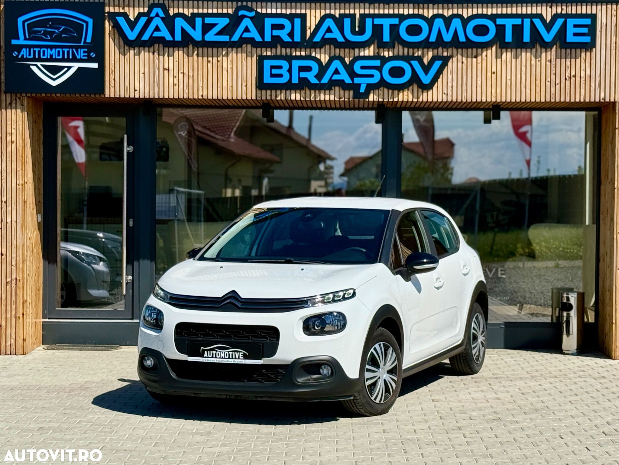 Citroën C3 BlueHDi 100 S&S PLUS - 1