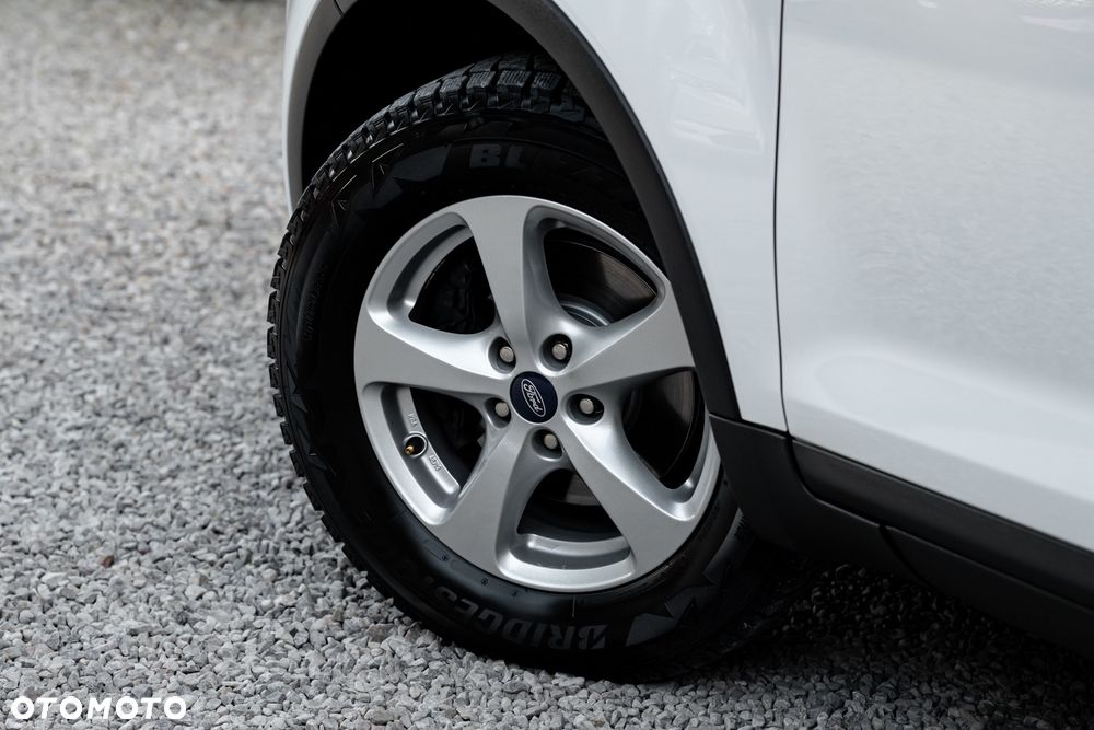Ford Kuga 2.5 4x4 Trend - 11