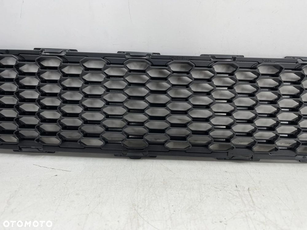 Atrapa Suzuki Jimny 3 III 12-17r. Lift grill przednia maskownica zderzaka nowa oryginalna 71718-57m0 - 4