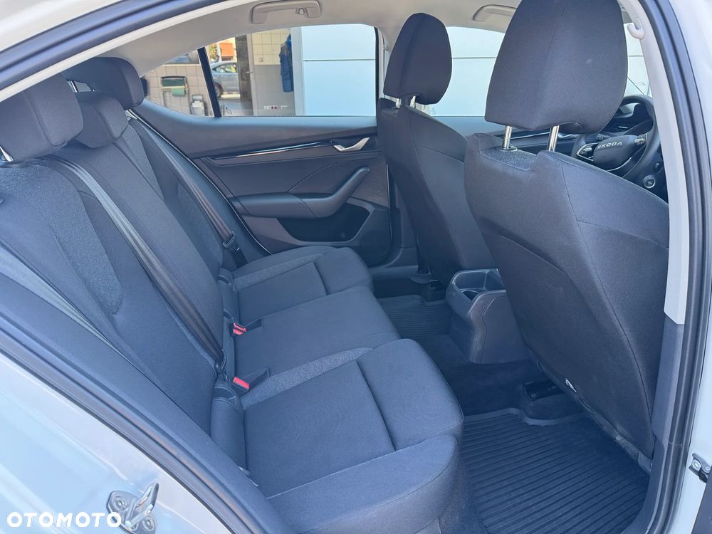 Skoda Octavia 1.5 TSI Drive Essence - 15