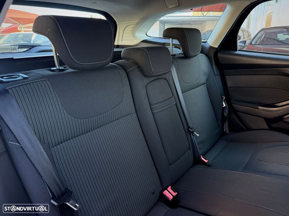 Ford Focus SW 1.0 SCTi Titanium - 8
