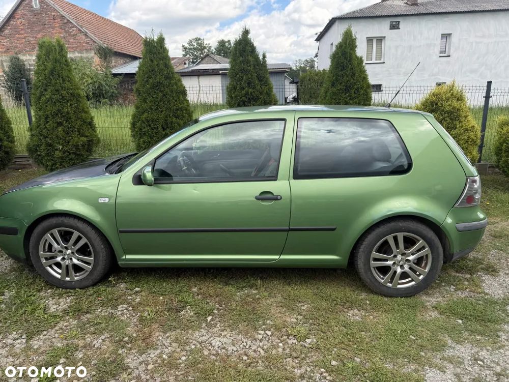 Volkswagen Golf 1.6 - 1