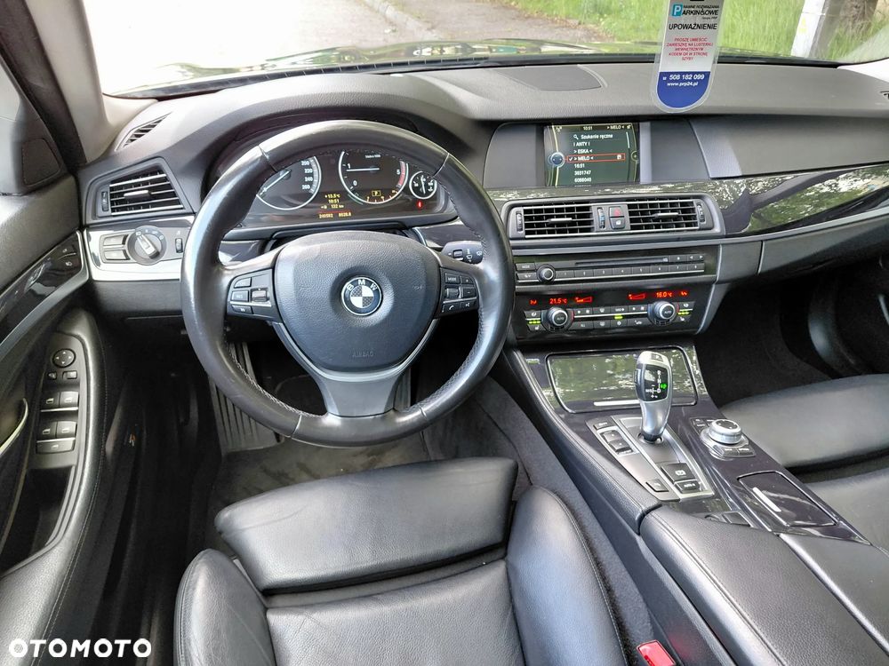BMW Seria 5 520d Sport-Aut - 7