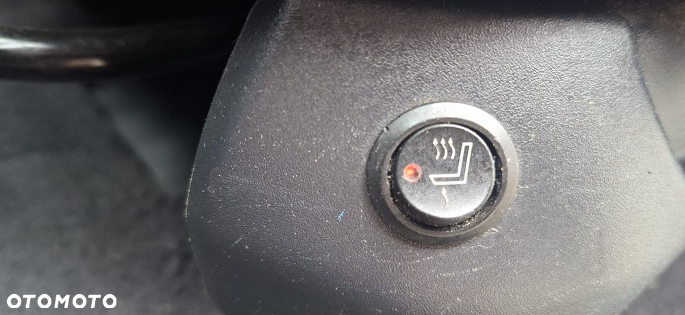 Hyundai Tucson 2.0 2WD GLS - 29