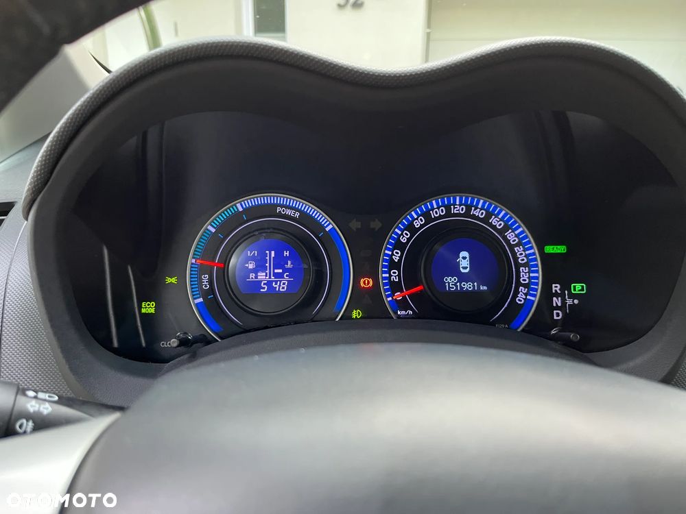 Toyota Auris - 10
