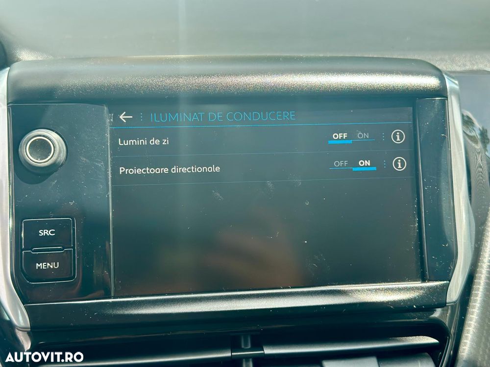 Peugeot 2008 - 18