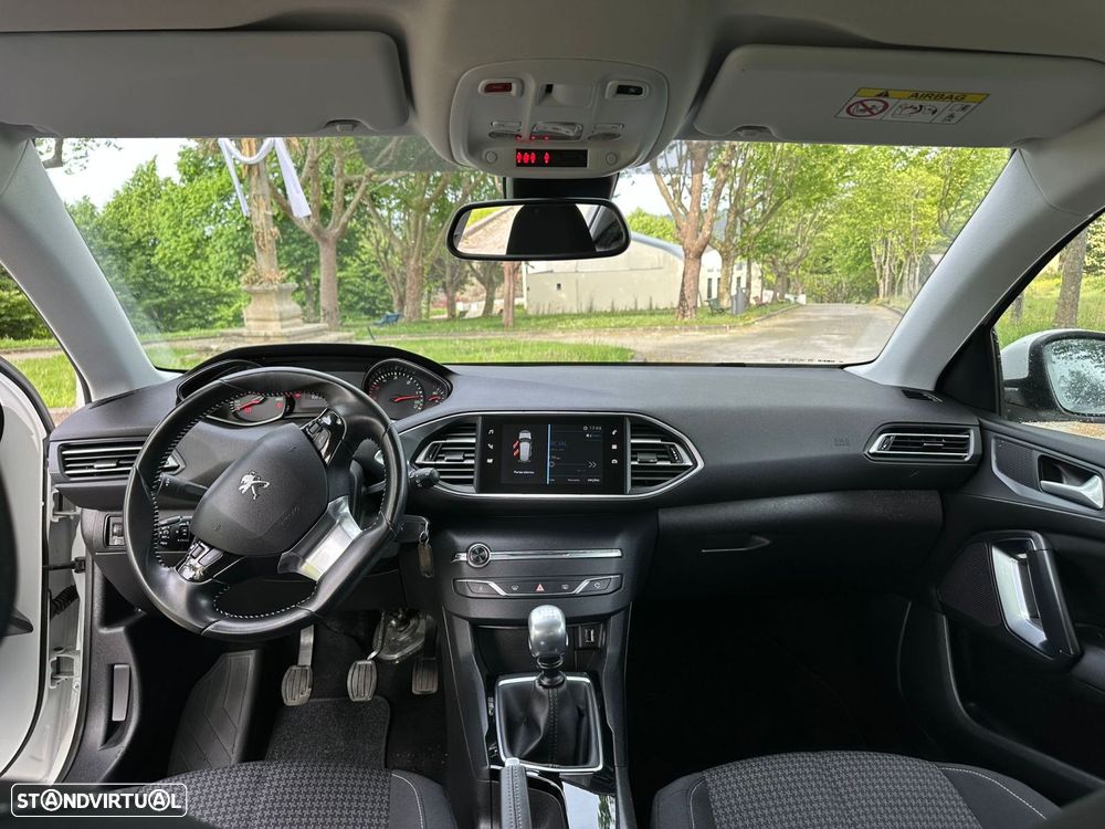 Peugeot 308 1.5 BlueHDi Business Line - 15