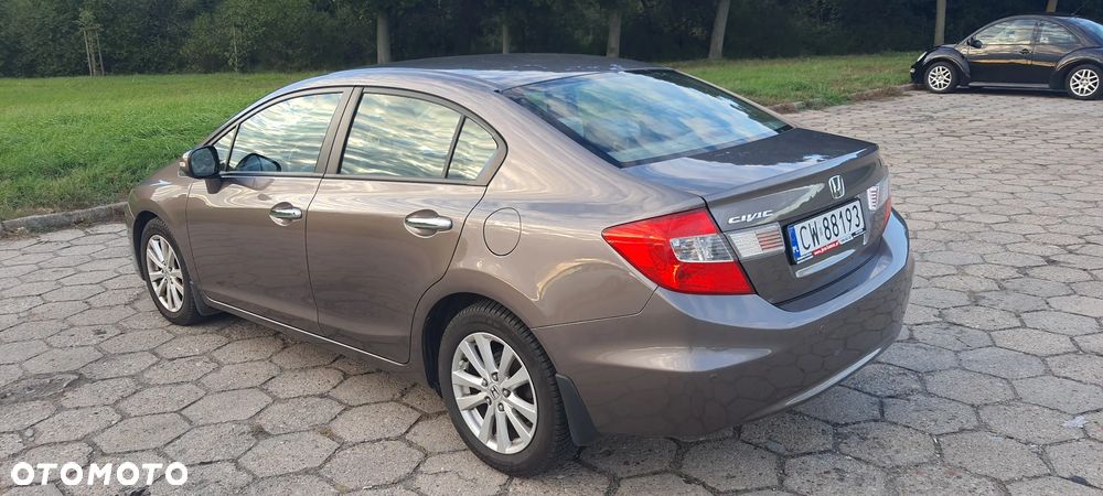 Honda Civic 1.8 Executive - 4