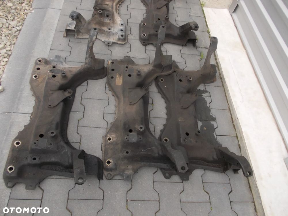 Belka kołyska sanki Ford Focus mk1 zdrowa - 4