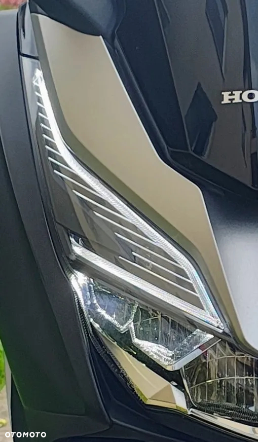 Honda NSS - 17