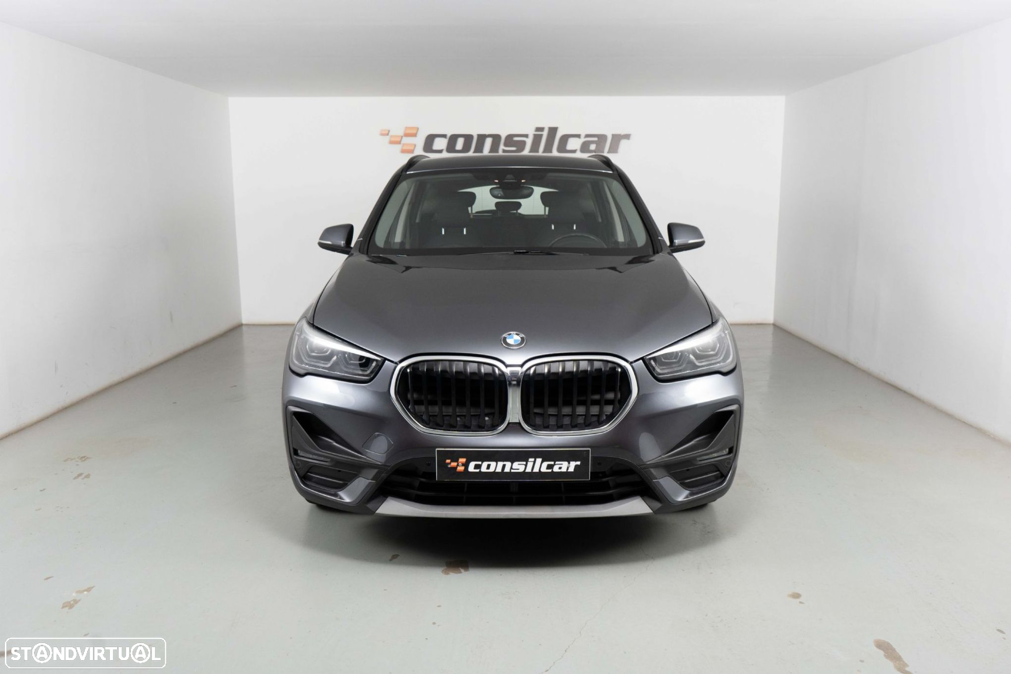 BMW X1 25 e xDrive Corporate Edition - 2