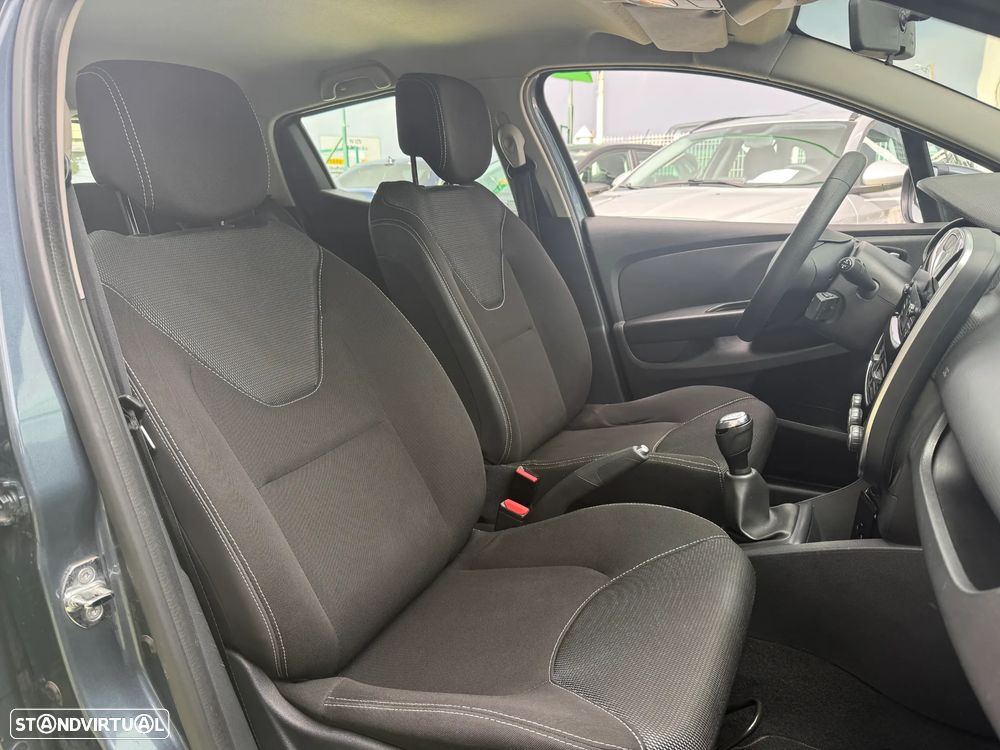 Renault Clio 1.5 dCi Zen - 15