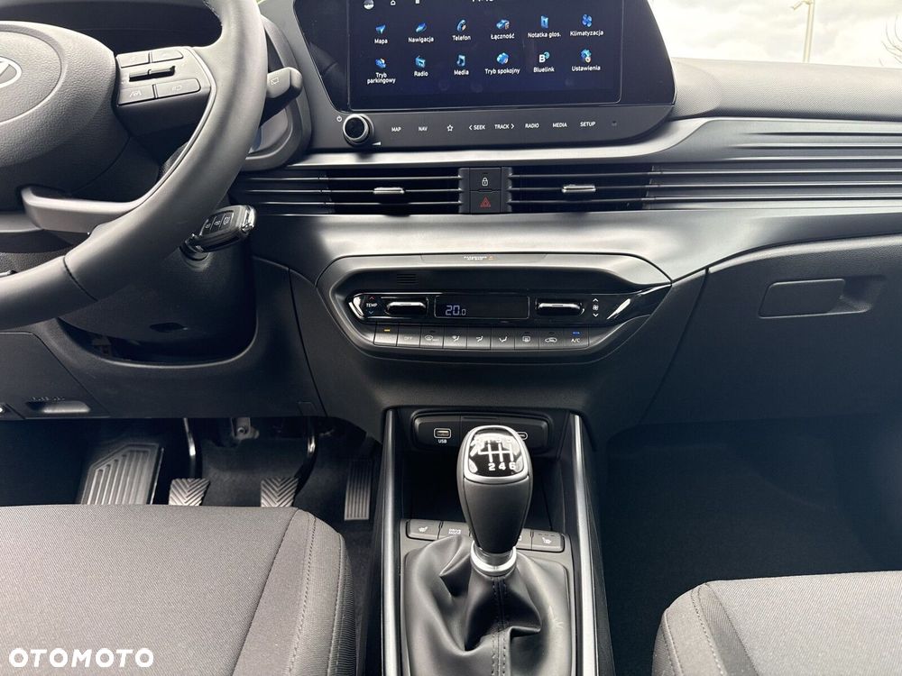 Hyundai i20 - 17