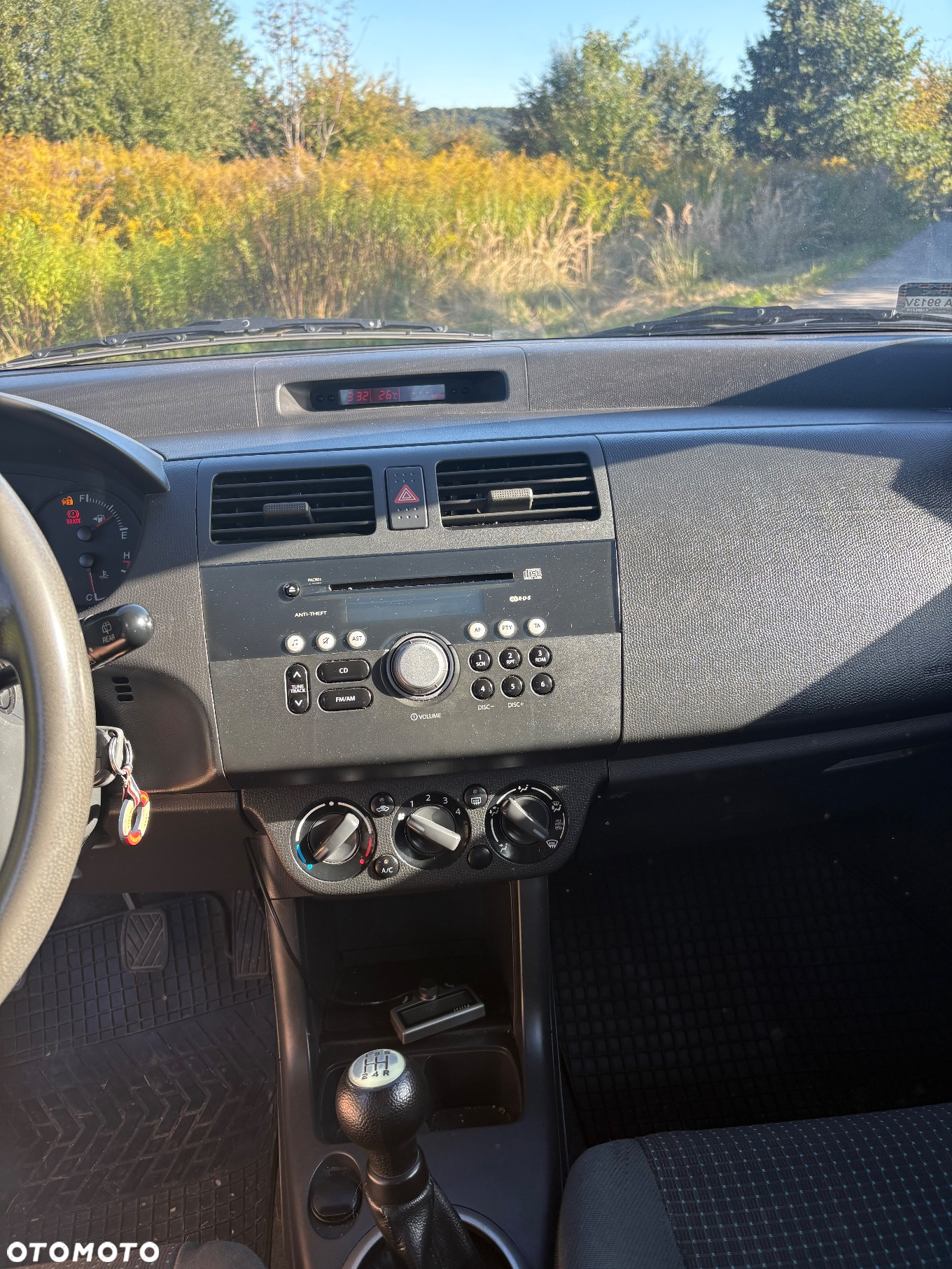 Suzuki Swift - 10