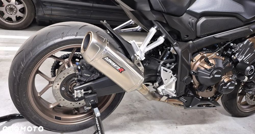 Honda CB - 8