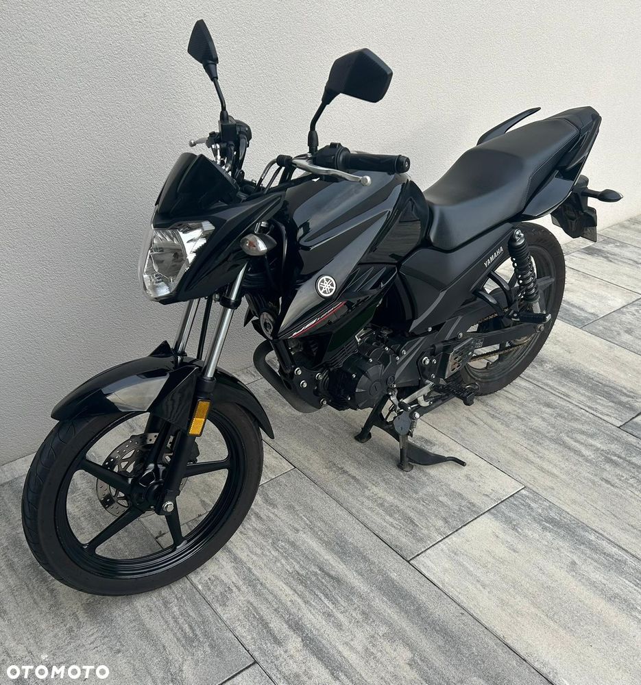 Yamaha YS - 6
