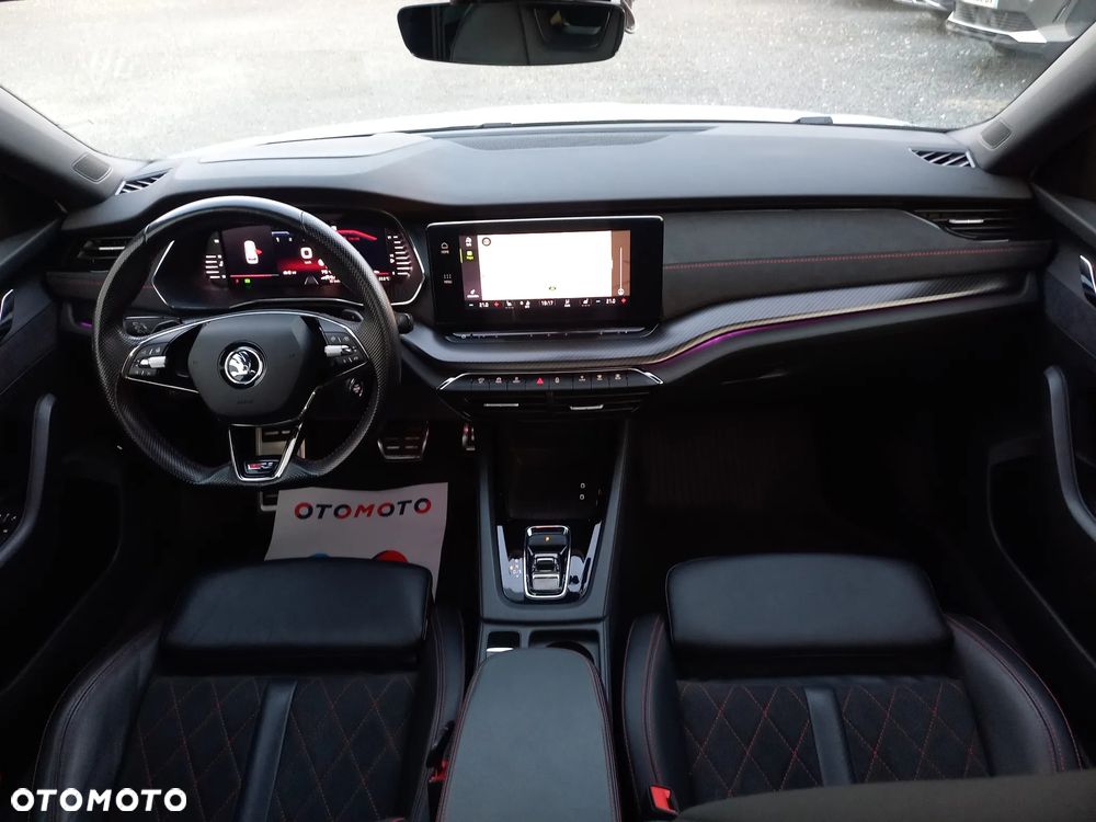Skoda Octavia 2.0 TDI RS DSG - 26
