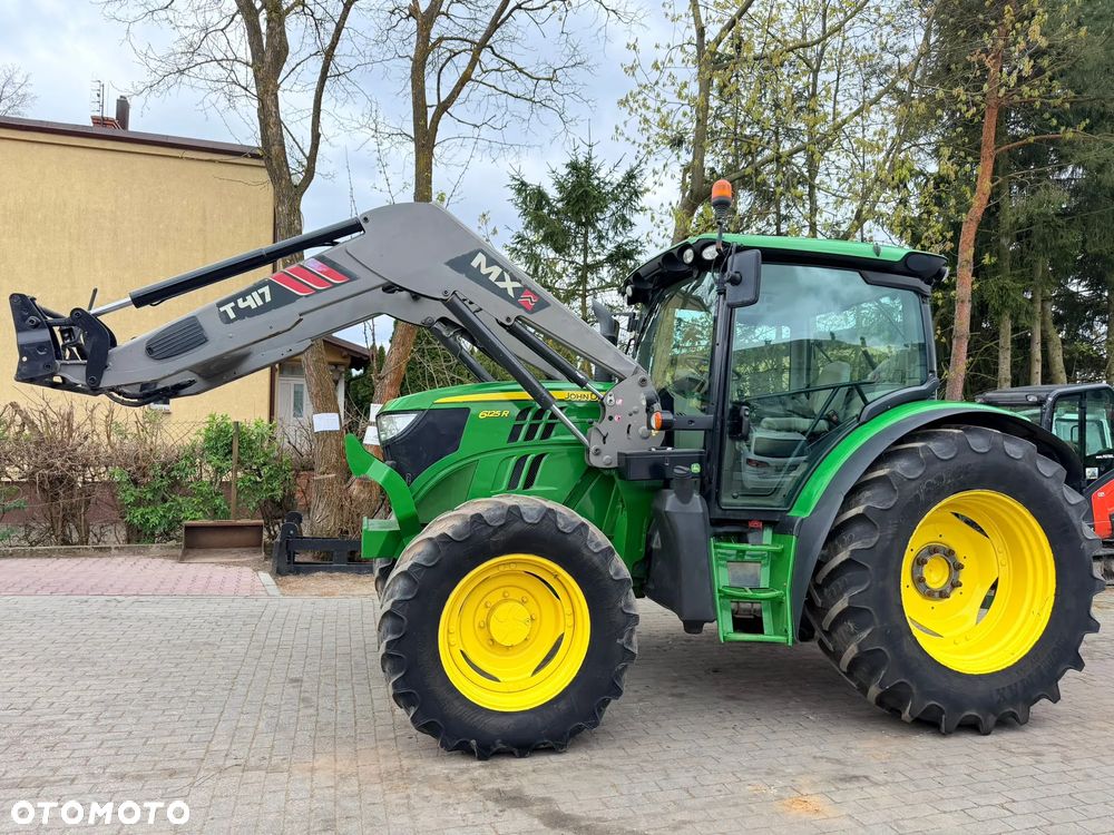 John Deere 6125R - 12