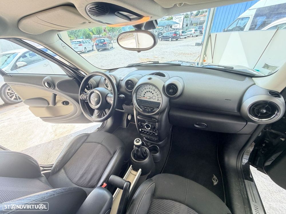 MINI Countryman Cooper D ALL4 - 16