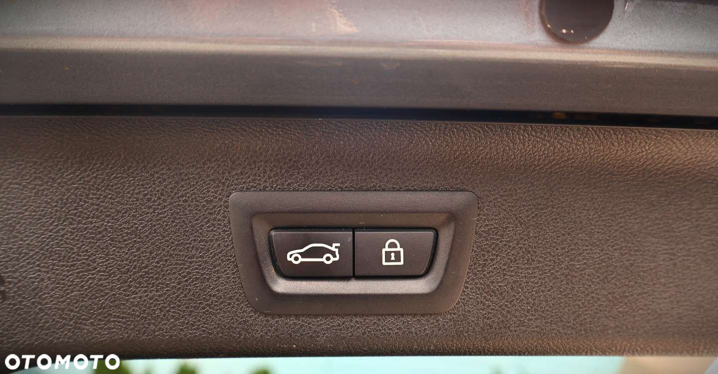 BMW Seria 5 - 23