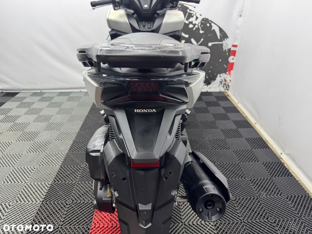 Honda NSS - 18