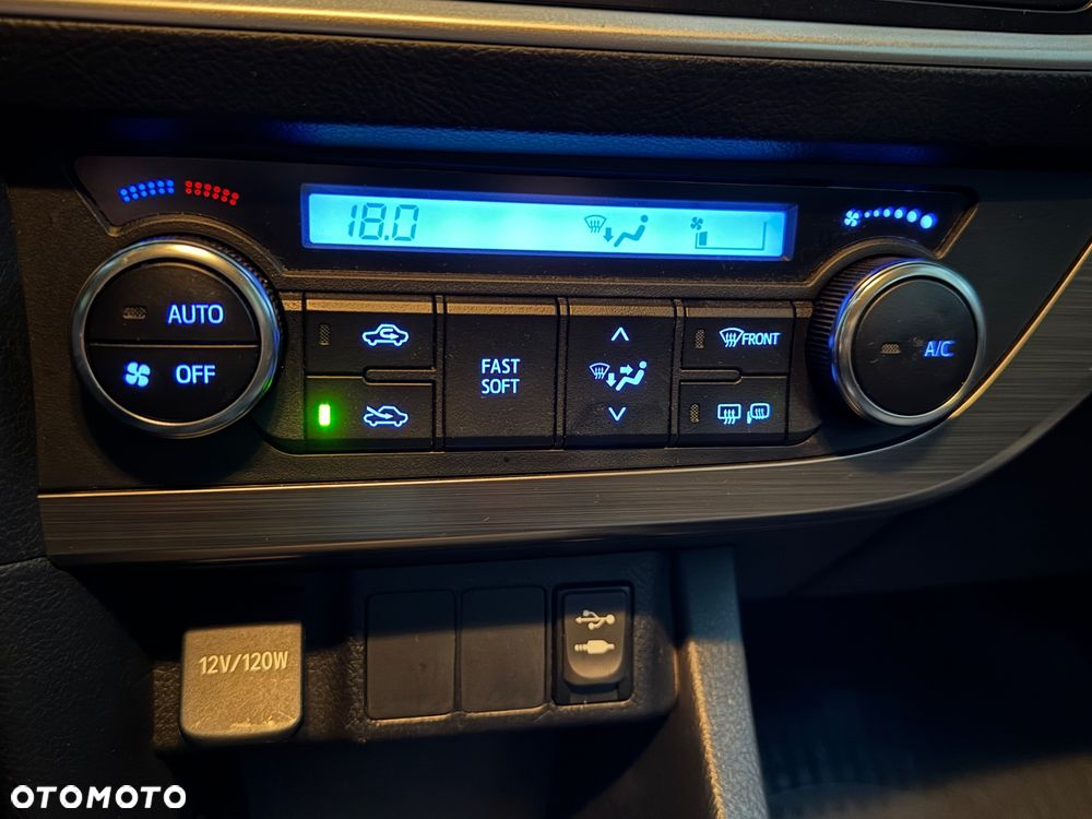 Toyota Auris 1.4 D-4D Active - 11