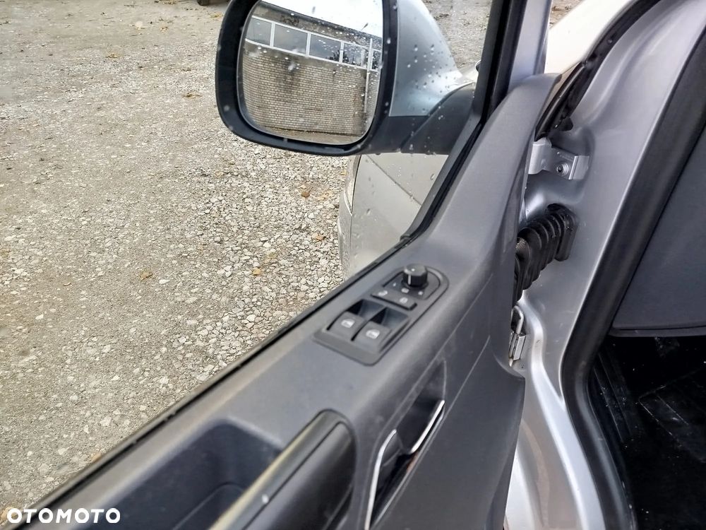 Volkswagen Caravelle L2 Comfortline Mixt - 18
