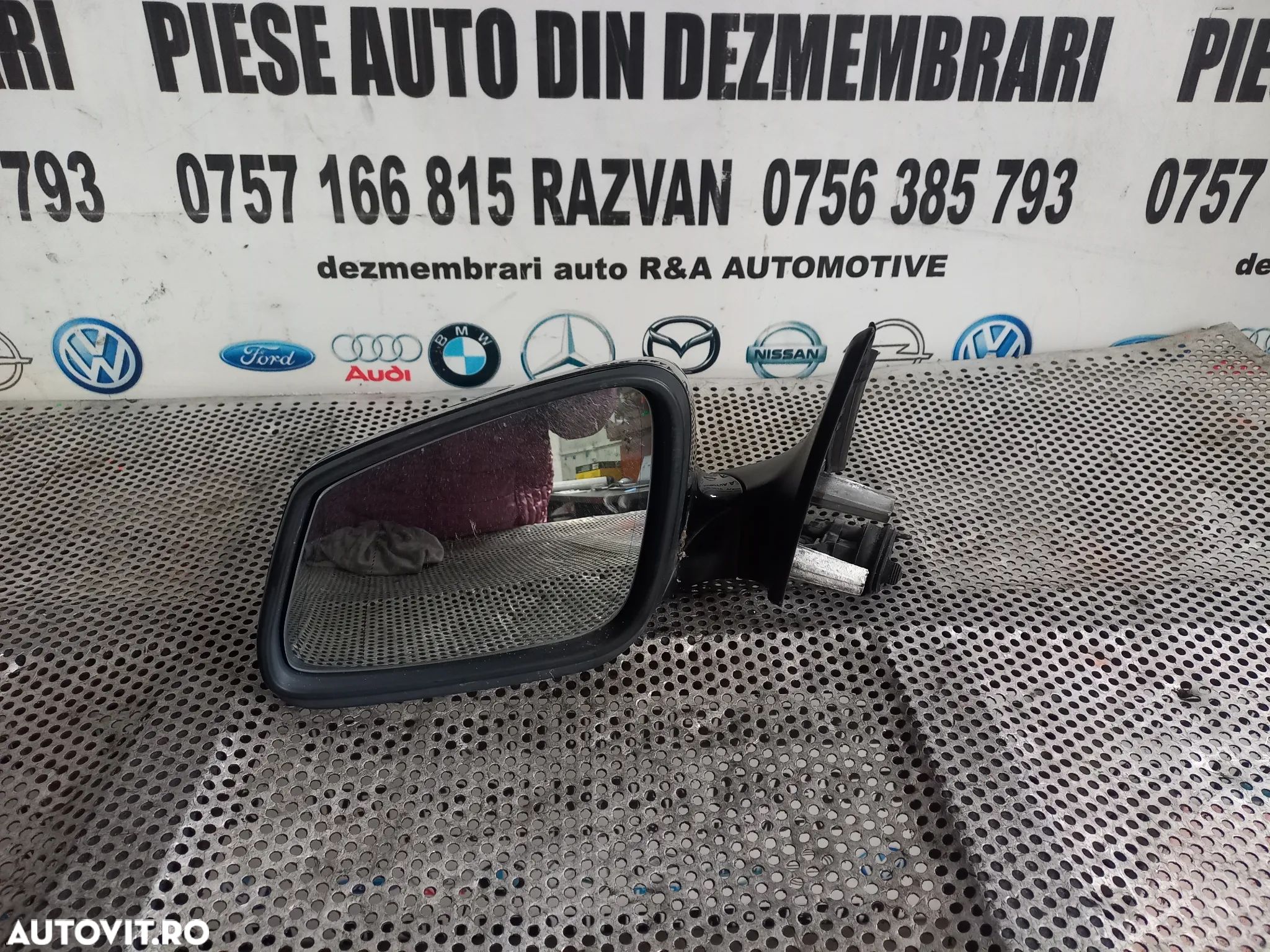 Oglinda Stanga Bmw Seria 7 F01 F02 NFL Pliabila Electrica Heliomata Incalzita Volan Dr Mic Defect - 1