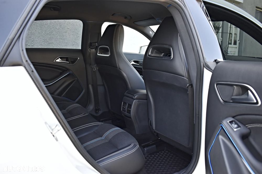 Mercedes-Benz CLA Shooting Brake 220 (CDI) d 7G-DCT Urban - 14