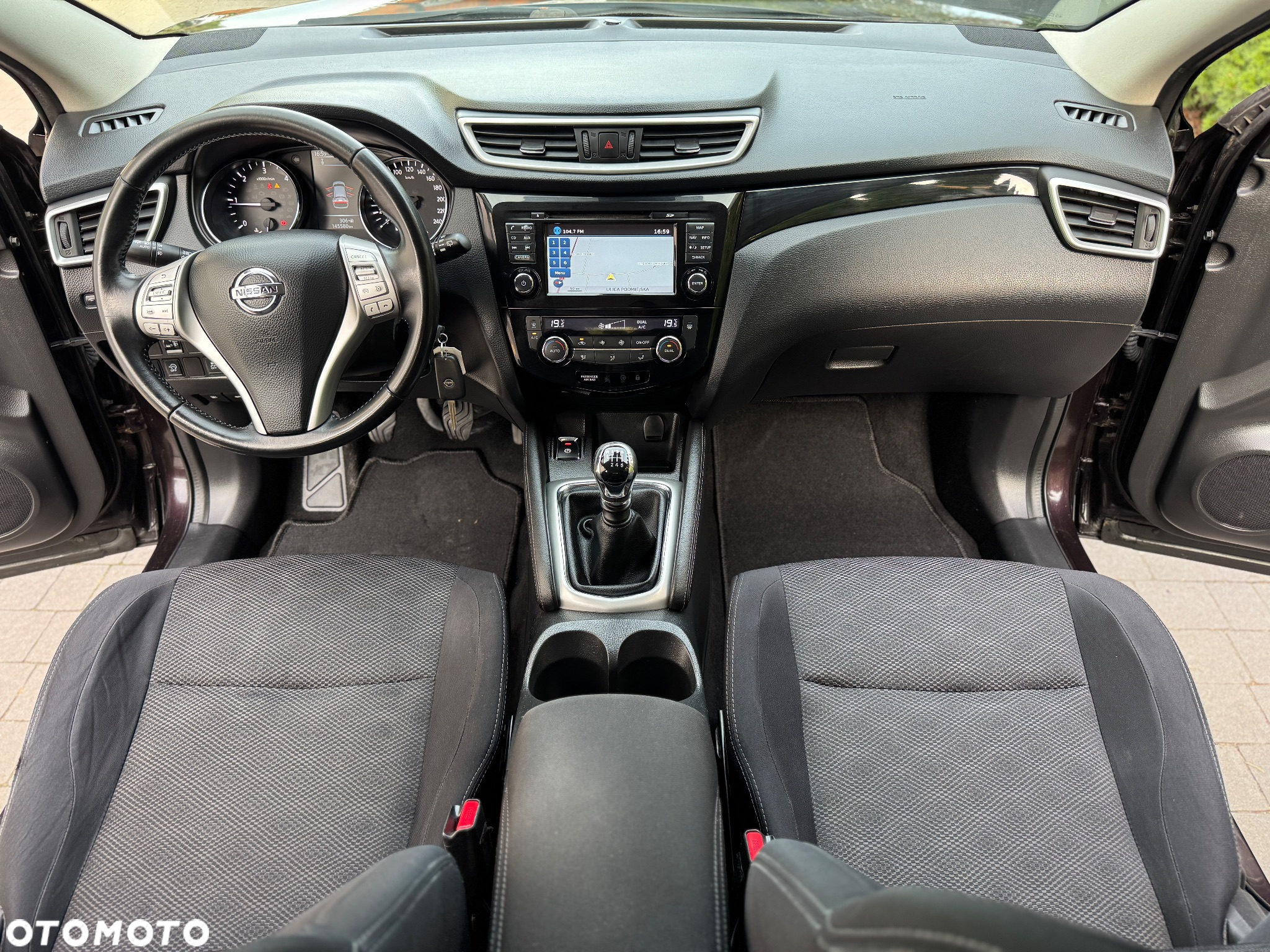 Nissan Qashqai 1.6 DCi N-Vision EU6 - 10