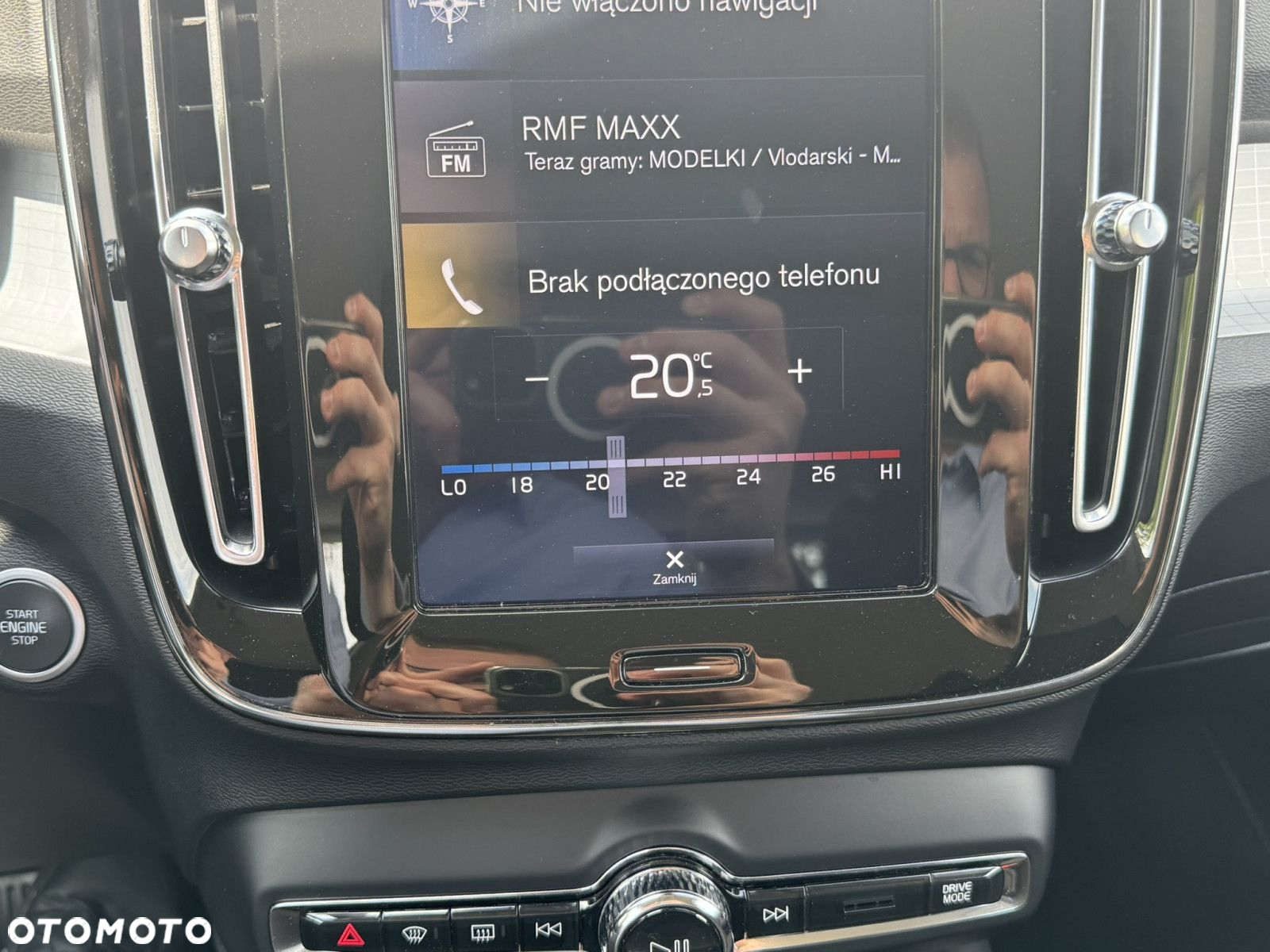 Volvo XC 40 T3 Momentum Pro - 19