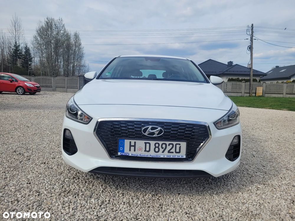 Hyundai i30 1.4 Family - 4