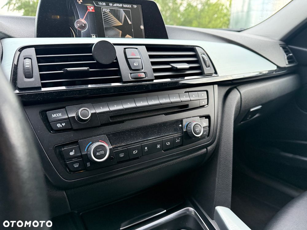 BMW Seria 3 - 14