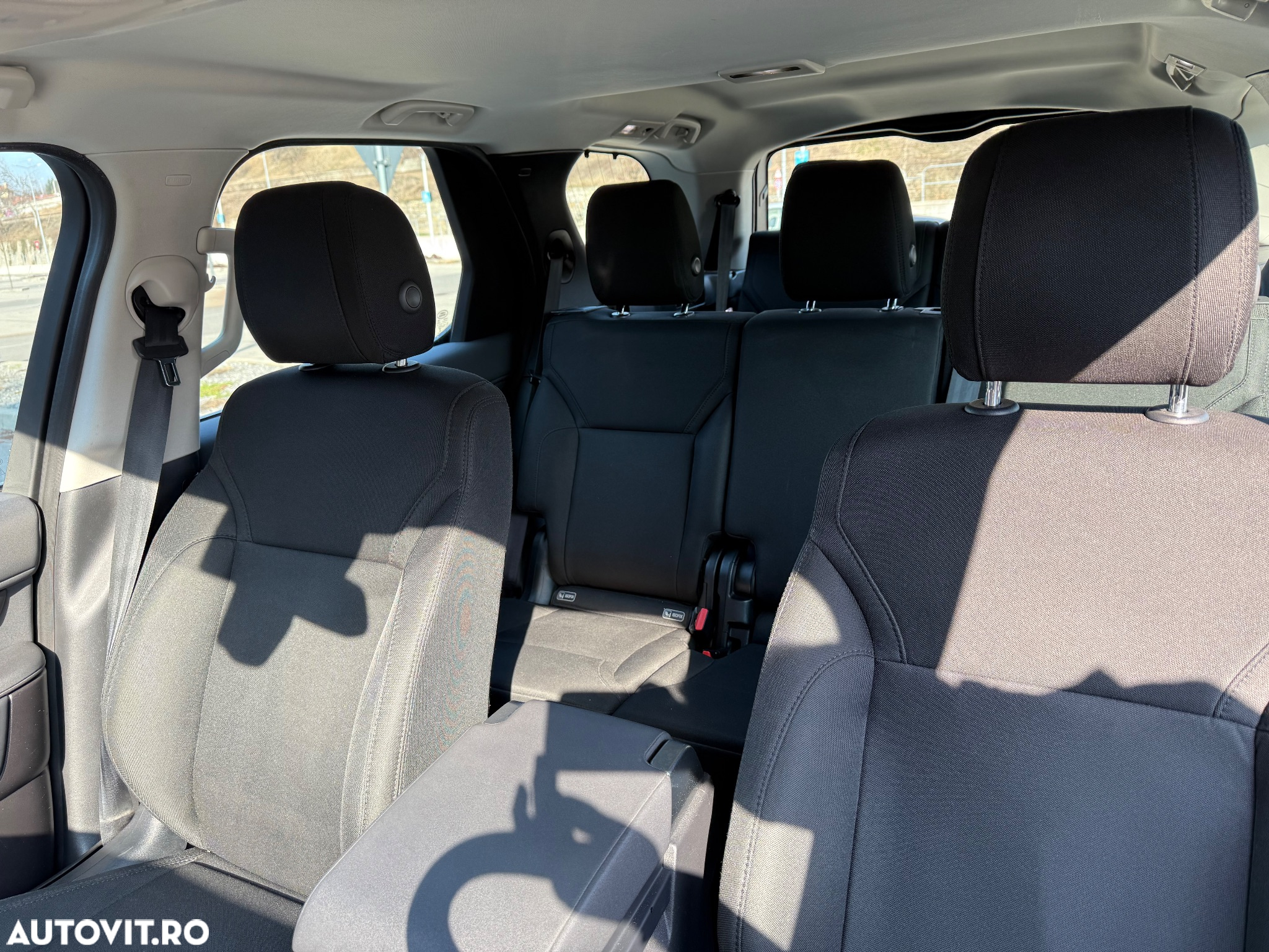 Land Rover Discovery 2.0 L TD4 HSE - 18