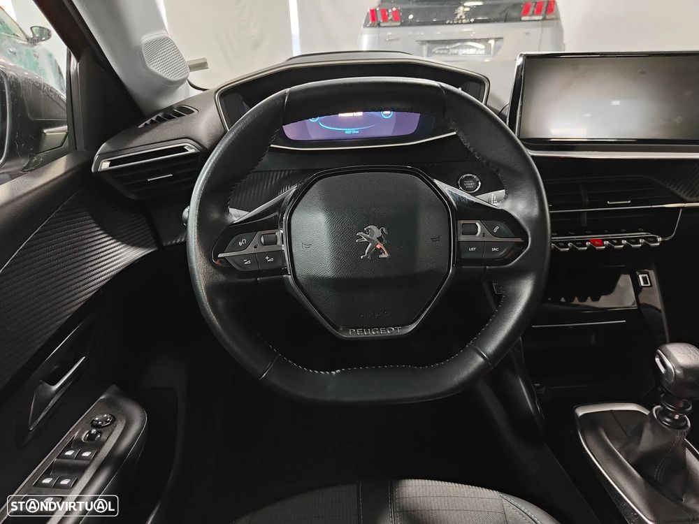 Peugeot 2008 1.2 PureTech Allure - 33