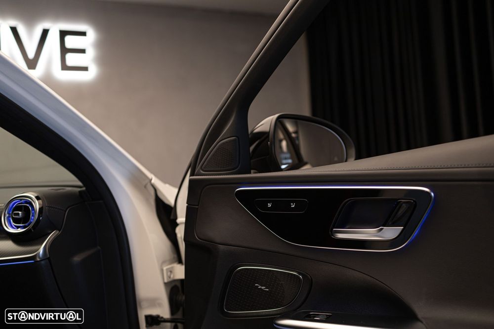 Mercedes-Benz C 300 e AMG Line - 56