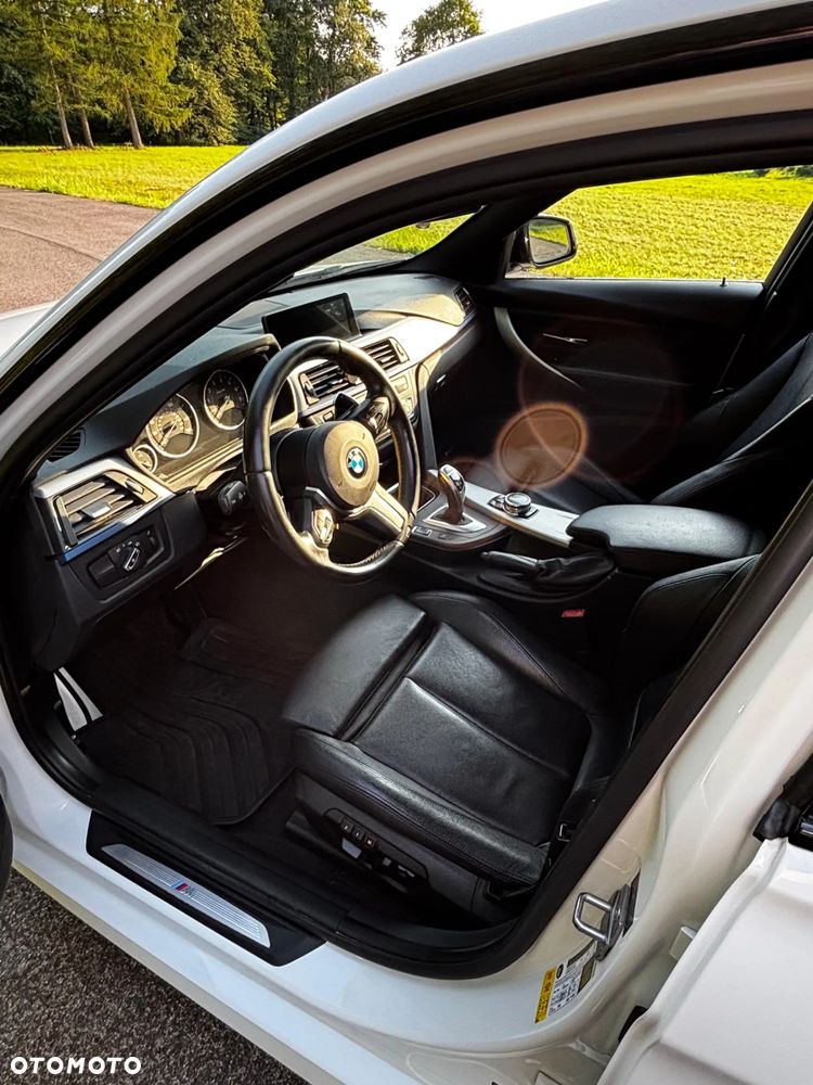 BMW Seria 3 335i - 8