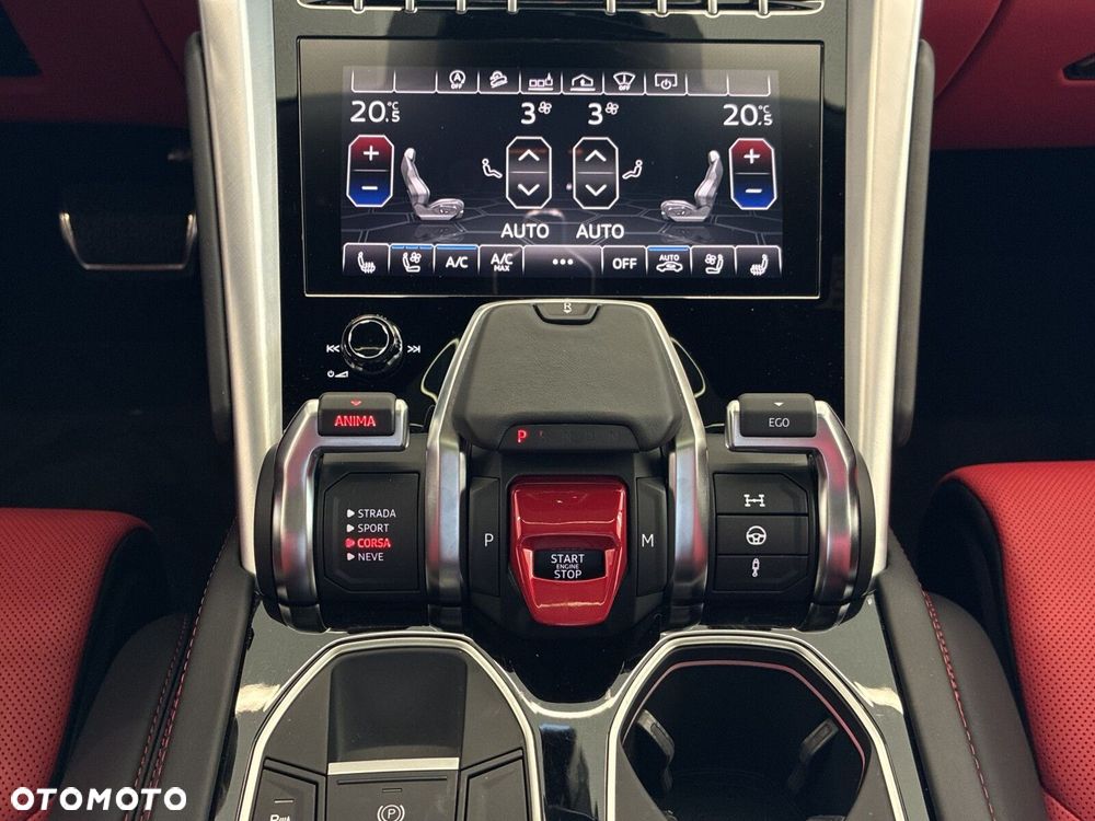 Lamborghini Urus - 14