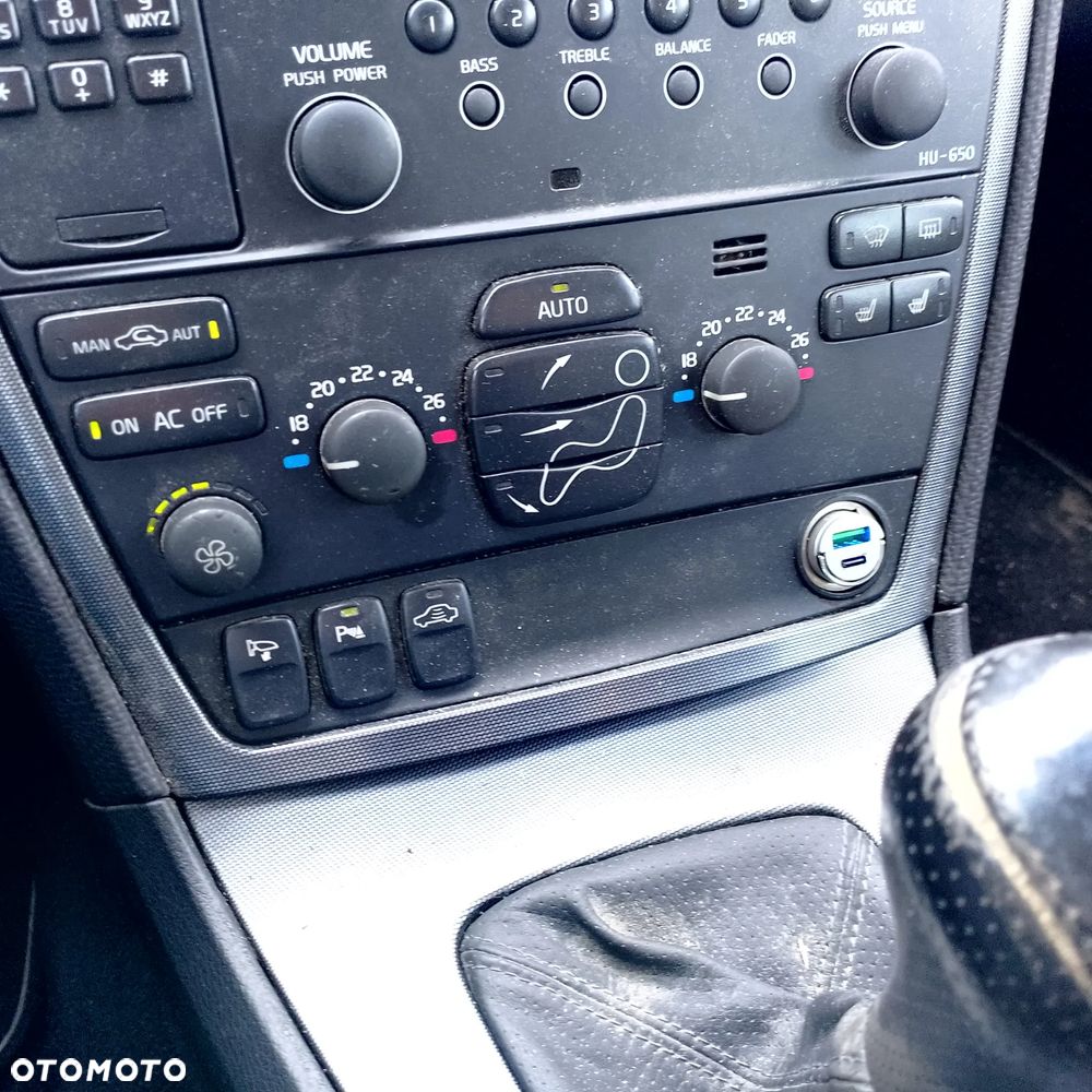 Volvo V70 2.4 Black Edition - 17