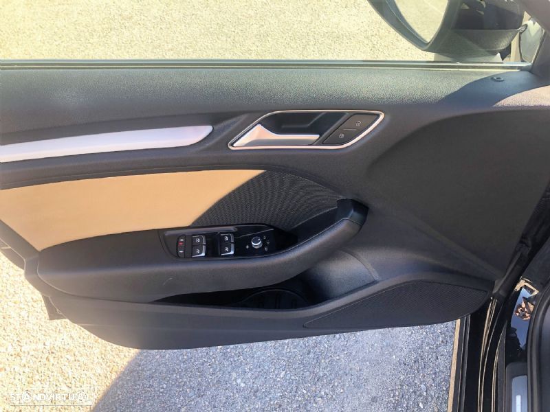 Audi A3 Sportback 1.6 TDI S-line S tronic - 11