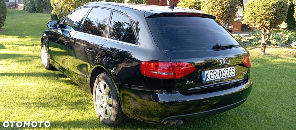 Audi A4 Limousine - 6