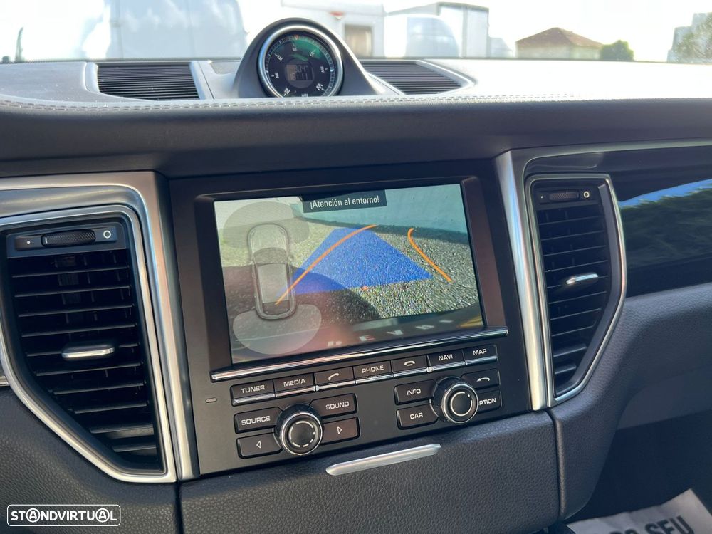 Porsche Macan S - 41