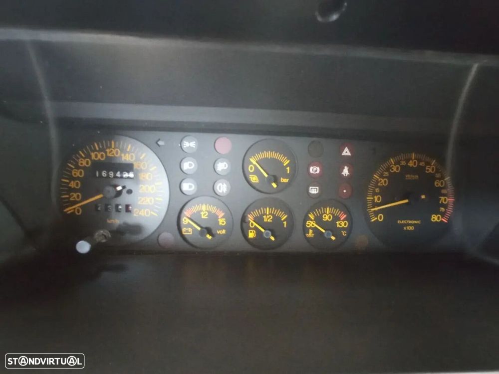 Lancia Delta 1.6 HF Turbo - 4