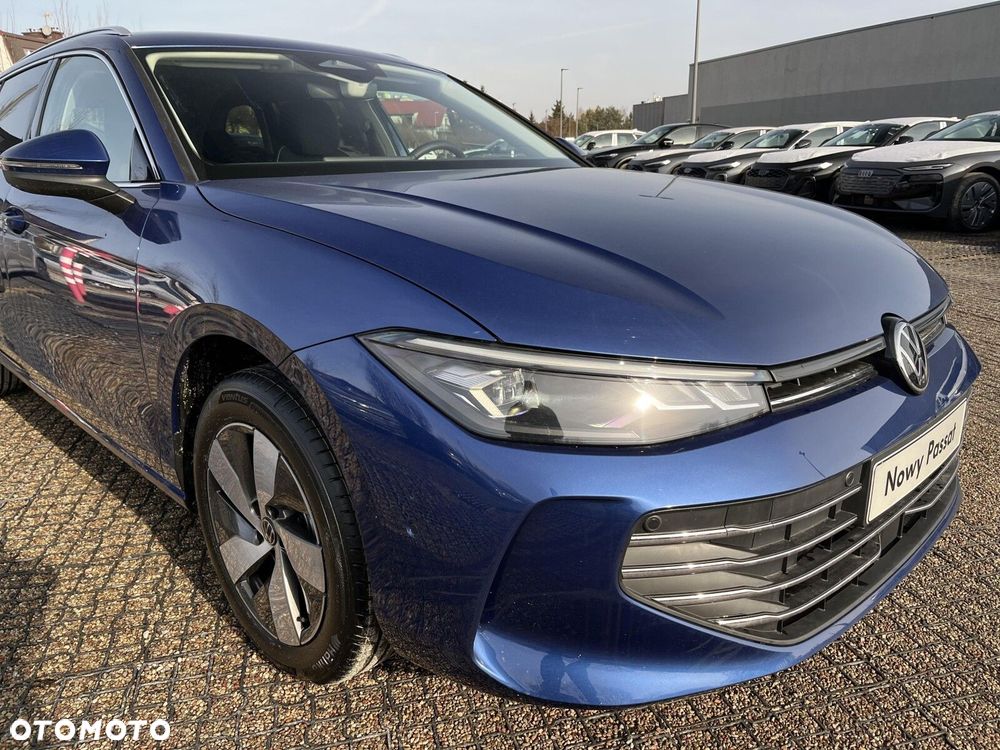 Volkswagen Passat - 10