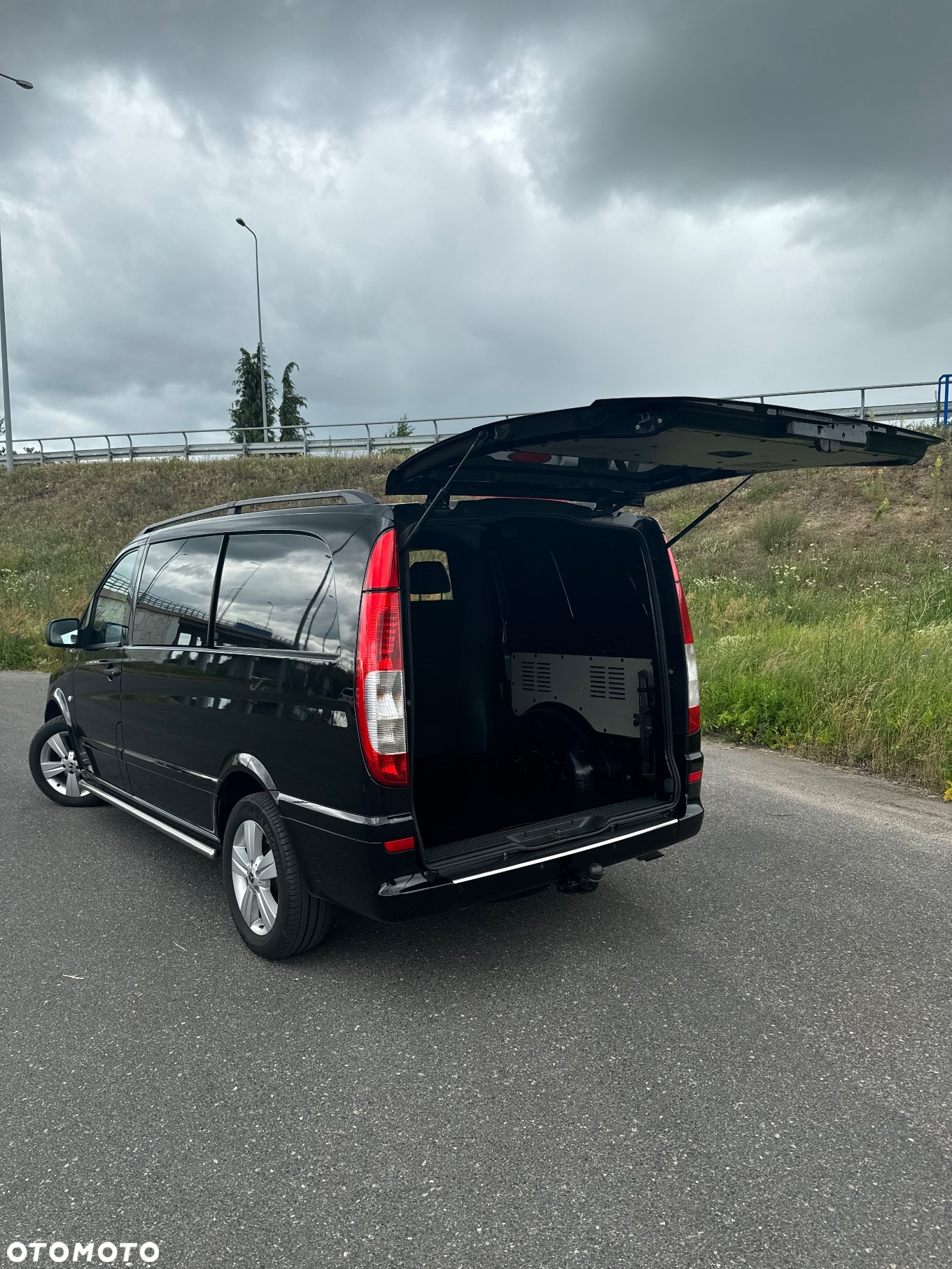 Mercedes-Benz Vito - 24