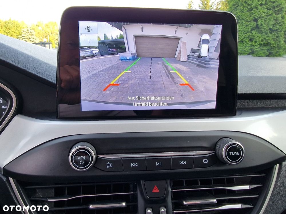 Ford Focus 1.5 EcoBlue Start-Stopp-System COOL&CONNECT - 27