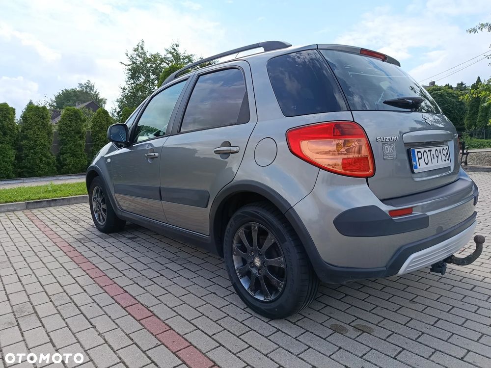 Suzuki SX4 1.6 VVT 4x2 Comfort Dance - 3