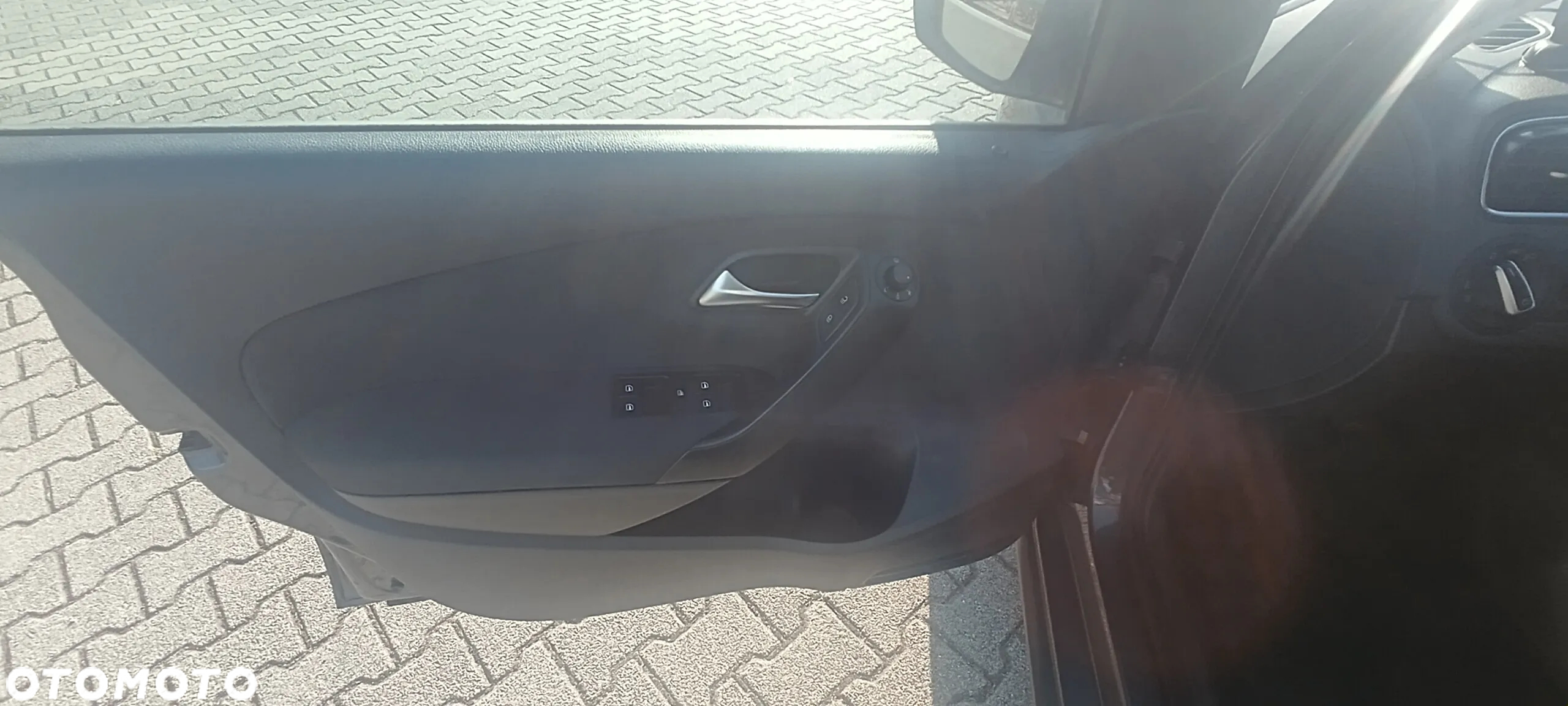 Volkswagen Polo 1.2 12V Trendline - 12