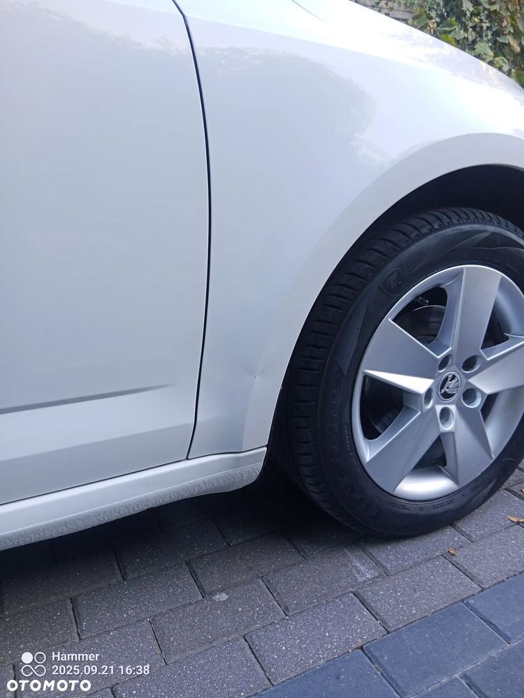 Skoda Octavia 1.6 TDI Ambition - 16